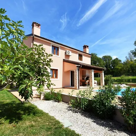 Villa Kmacici 377